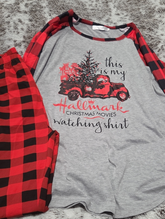 Hallmark Other - Holiday Pjs